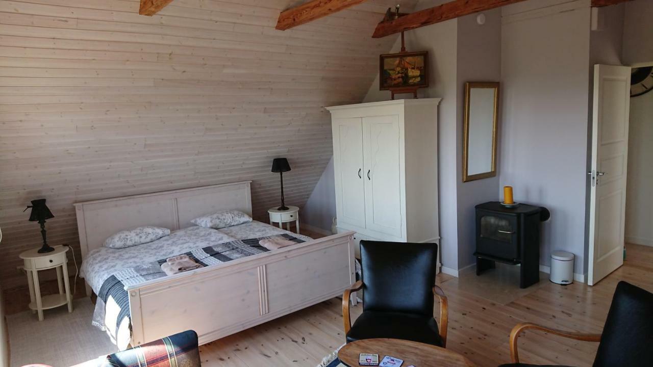 Garden Mellan Slotten Svarte ภายนอก รูปภาพ